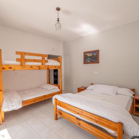 Hotel Portokali Himare Exteriör bild