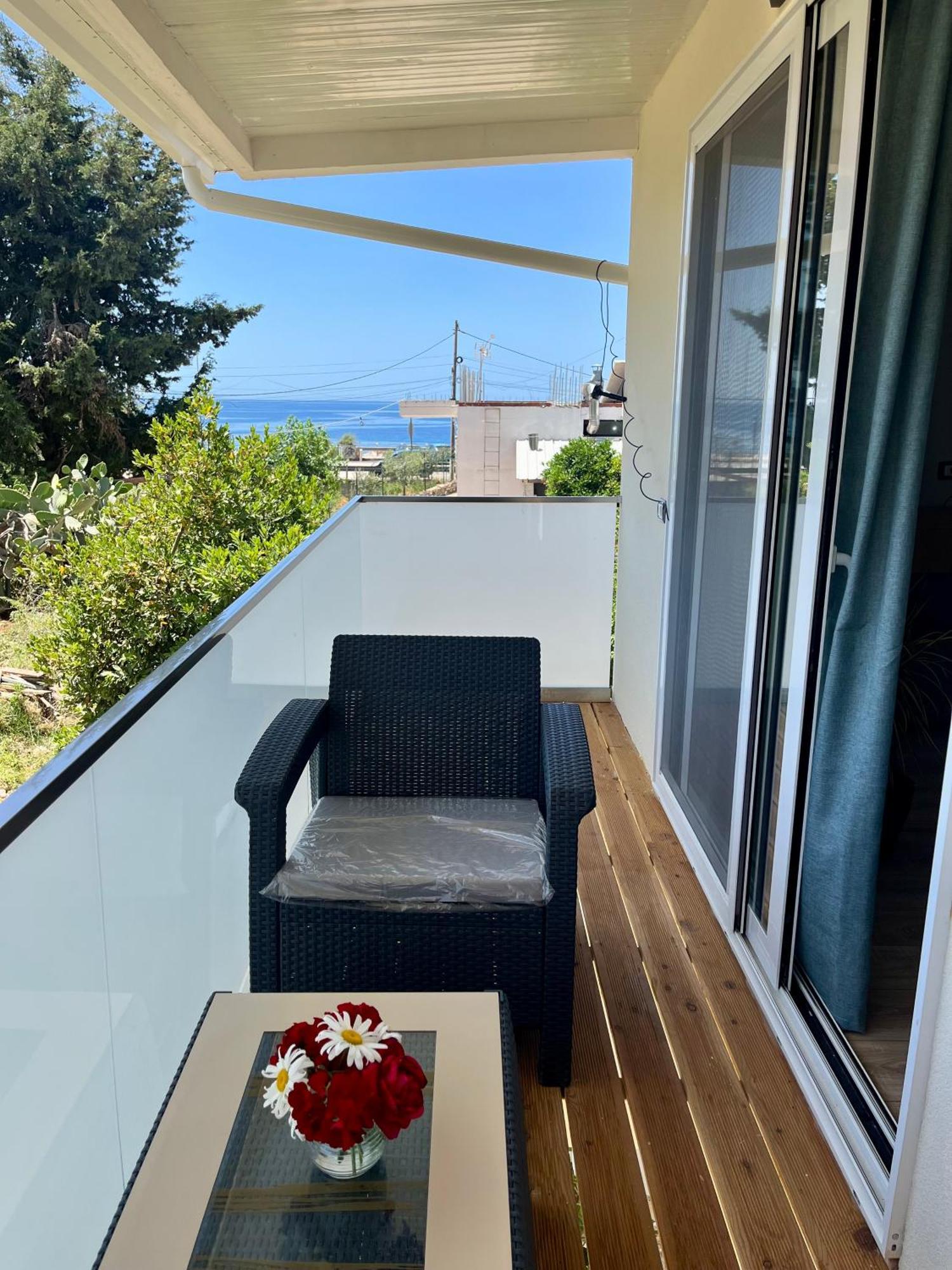 Hotel Portokali Himare Exteriör bild