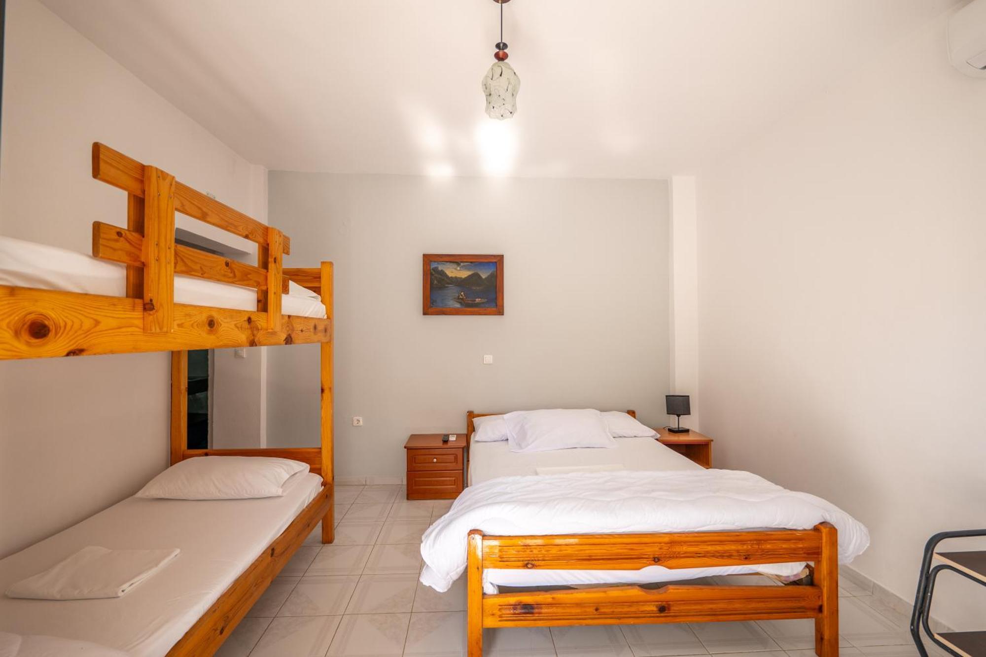 Hotel Portokali Himare Exteriör bild