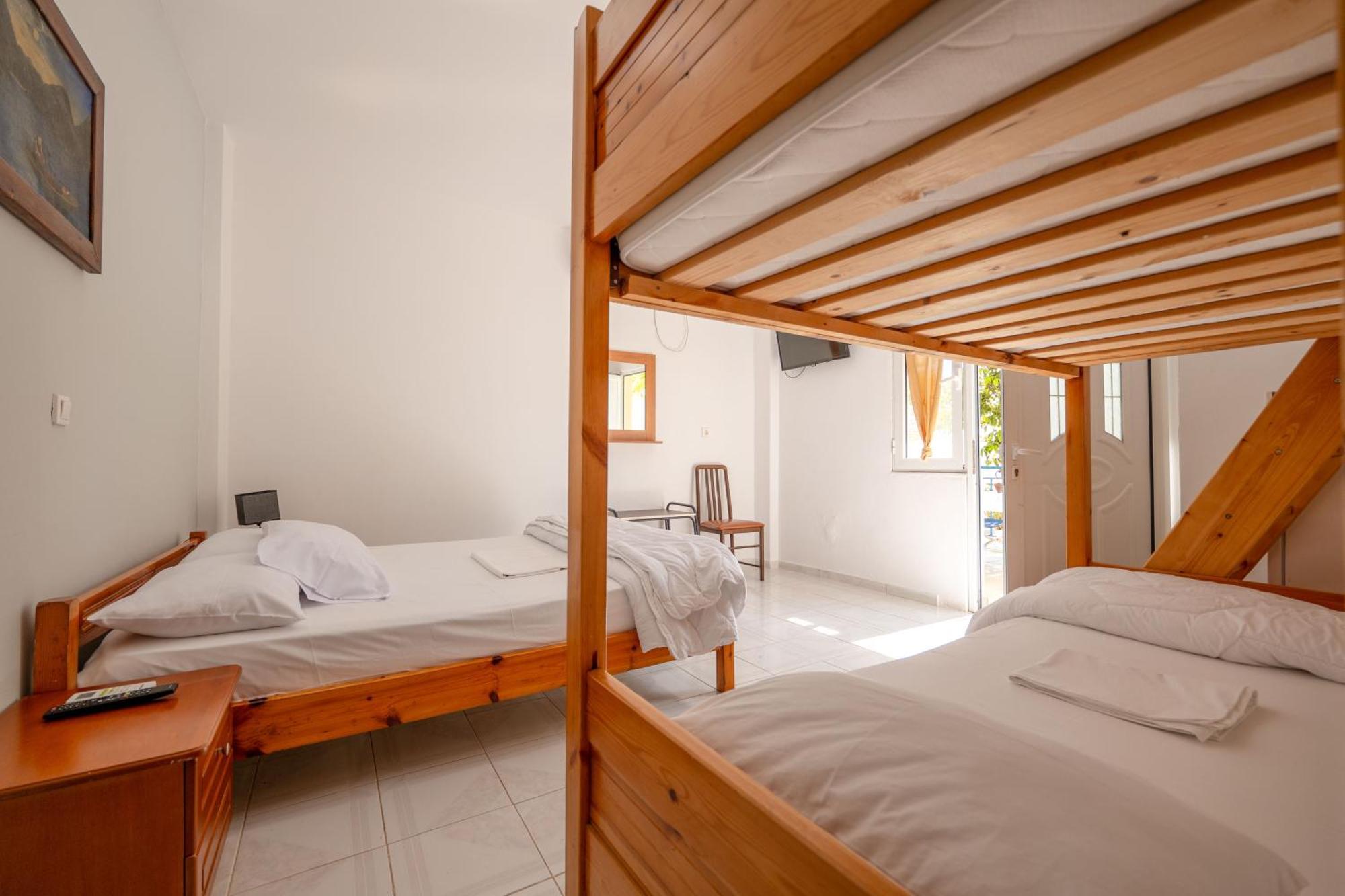 Hotel Portokali Himare Exteriör bild