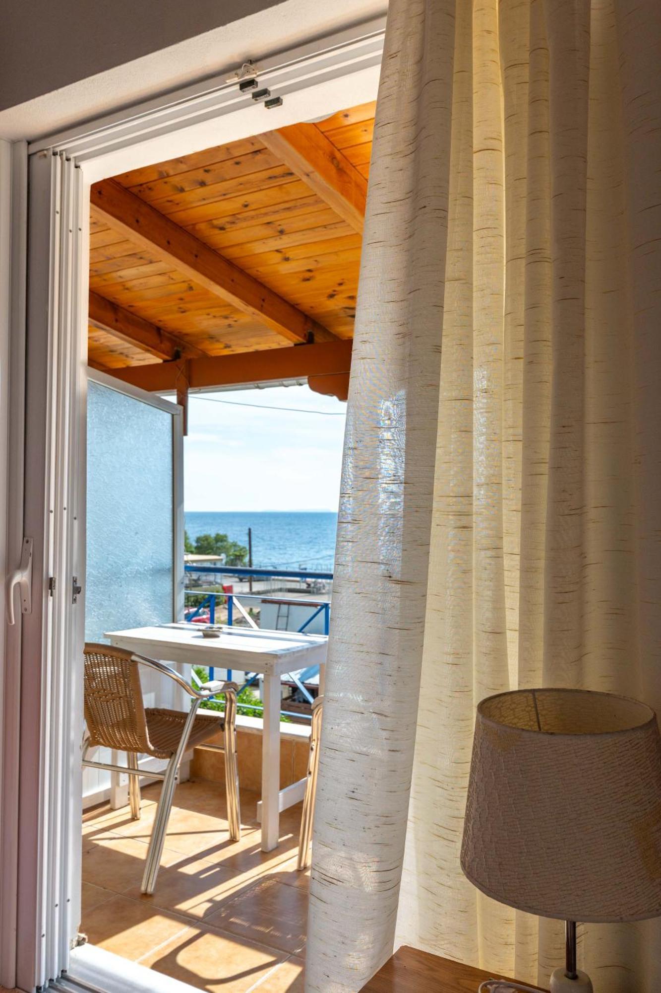 Hotel Portokali Himare Exteriör bild