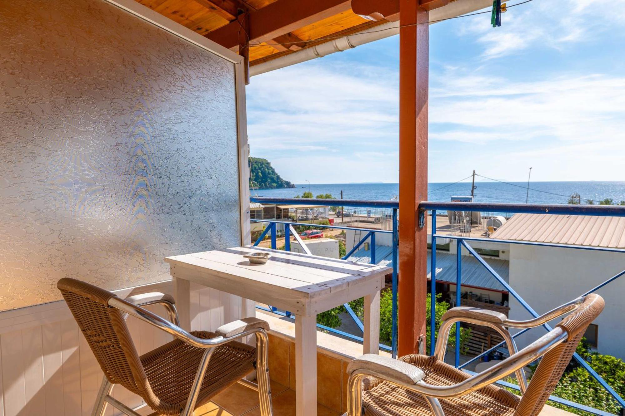 Hotel Portokali Himare Exteriör bild