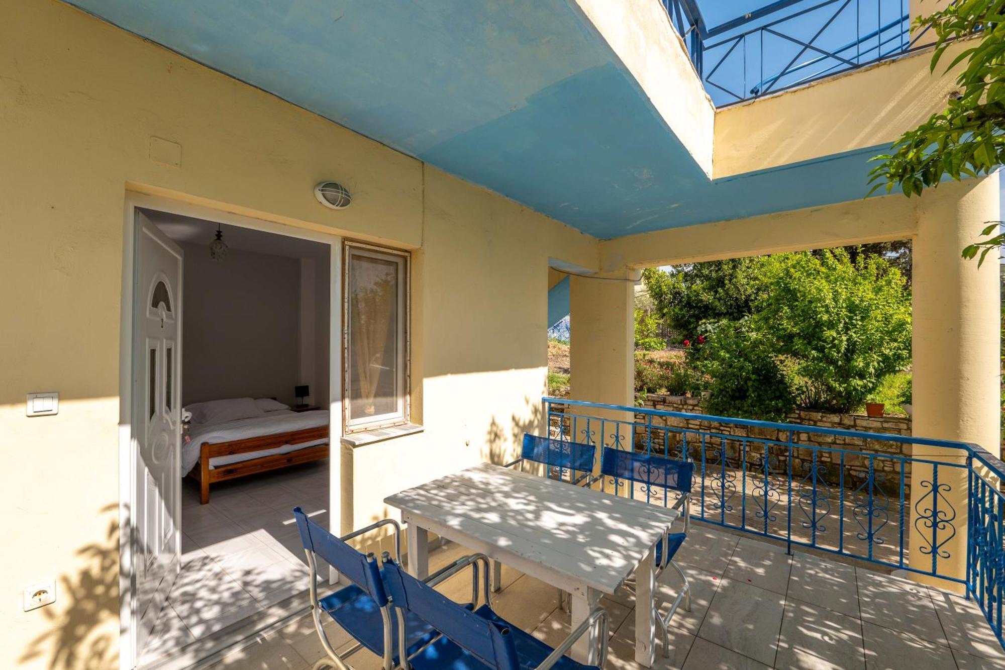Hotel Portokali Himare Exteriör bild